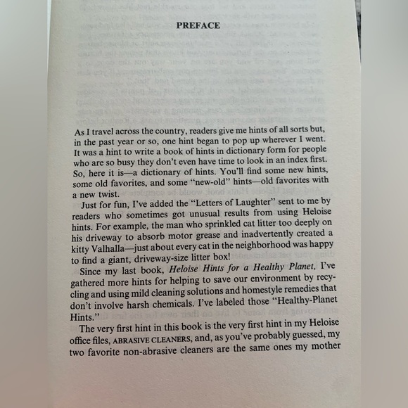 Heloise from A-to-Z book - book of indispensable tips. Like new - Picture 3 of 7